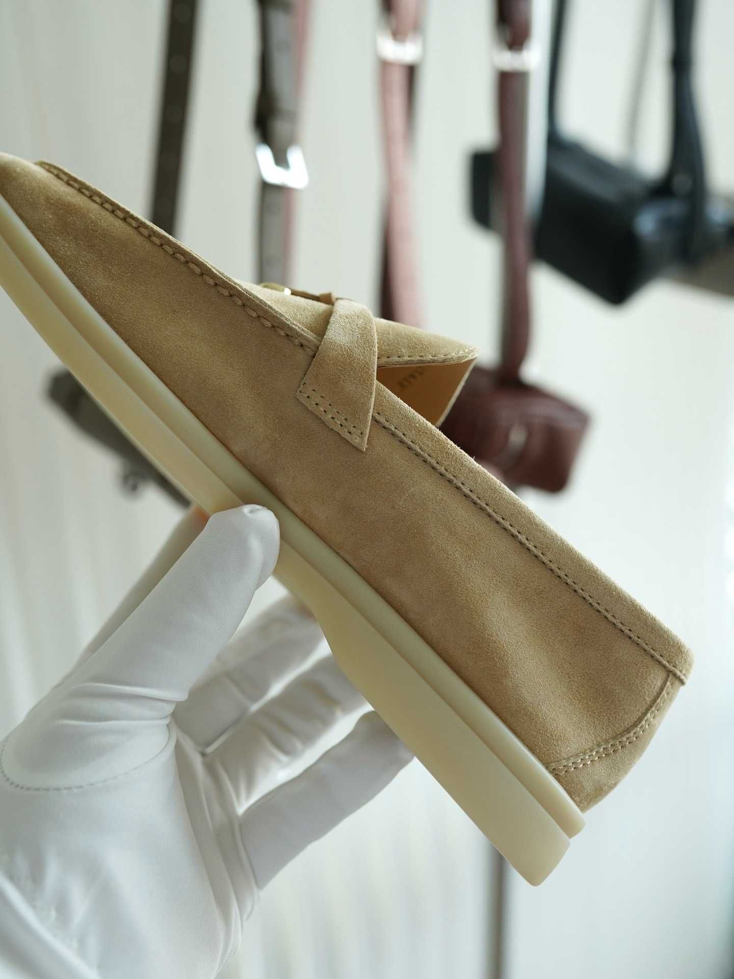 Бежевые лоферы Loro Piana Summer Walk  Лоро Пиана лофери бежеві