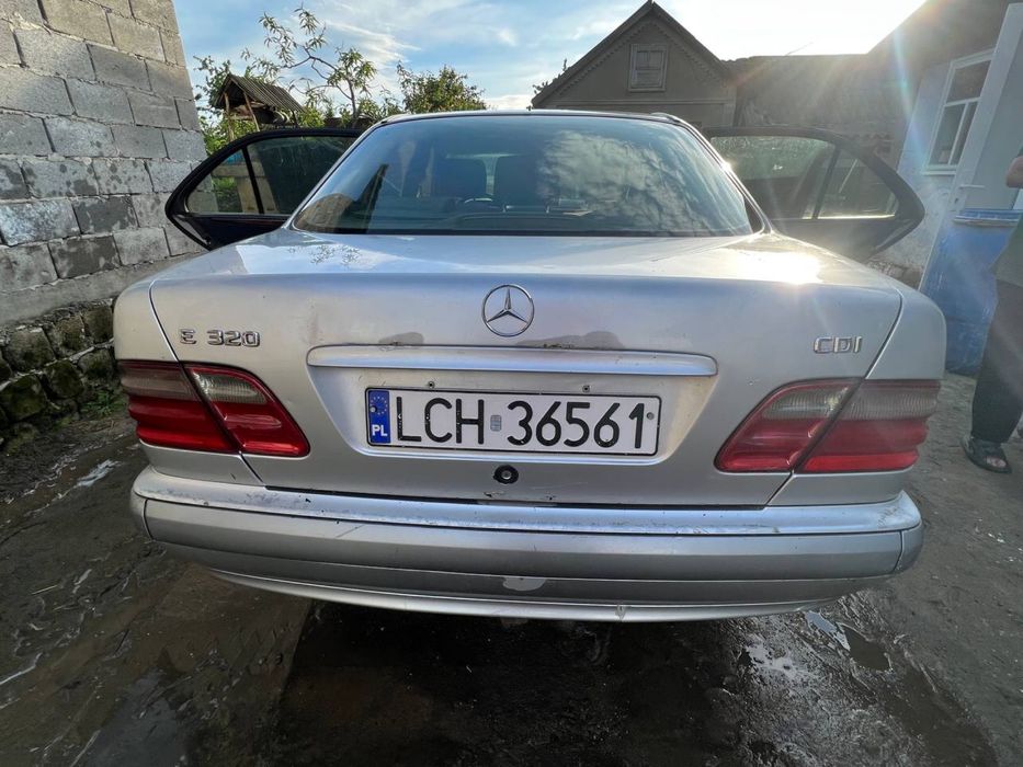 продам мерседеса w210 e320 CDI!