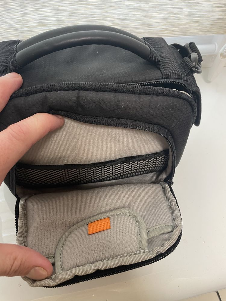 Продам сумку для фотопарата Lowerpro