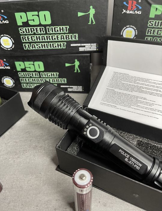 Lanterna p50 zoom regulavel led bateria litio incluida