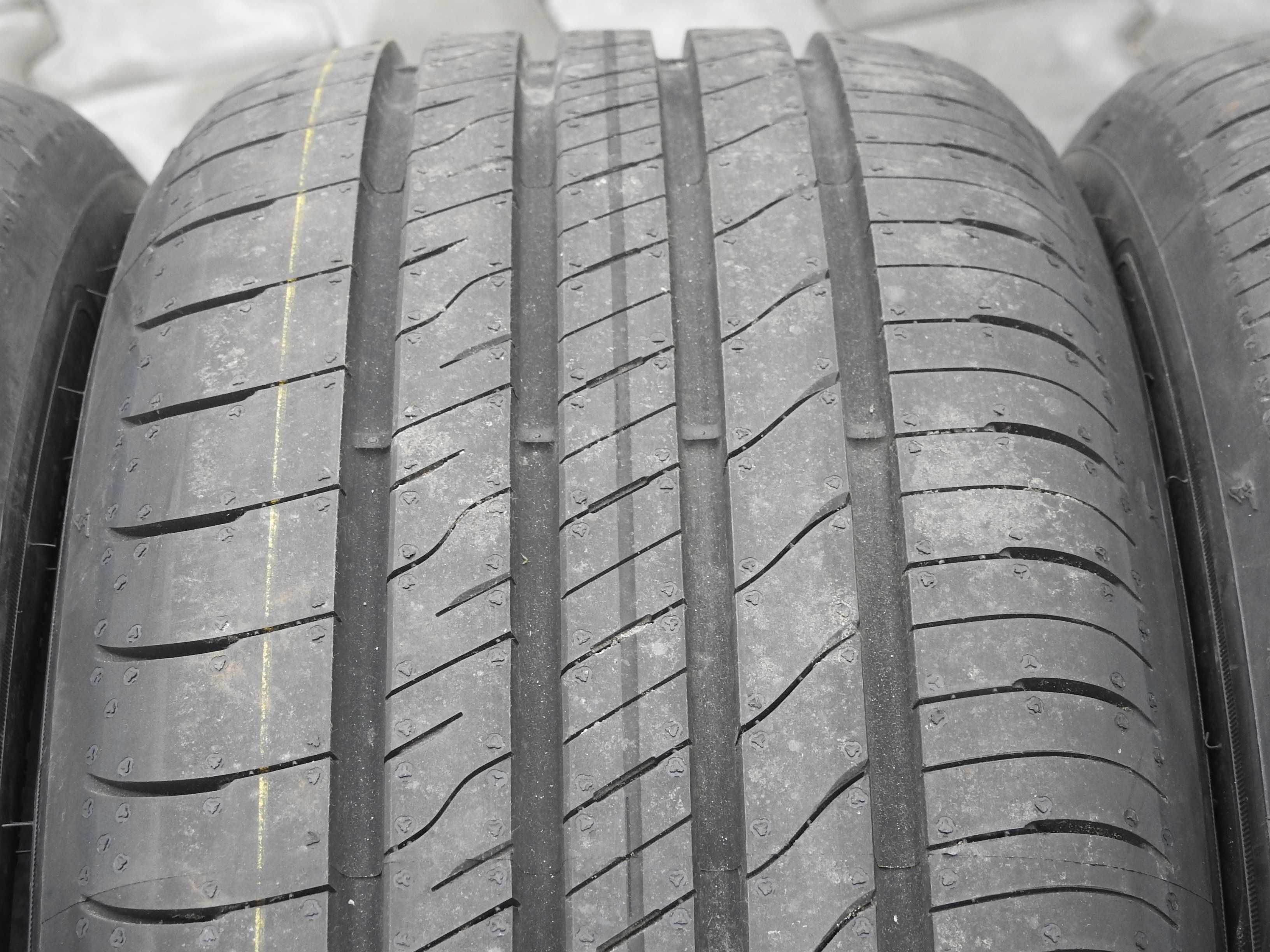 4x Goodyear EfficientGrip Performance 2 205/50R17 93V XL - NOWE 24 rok