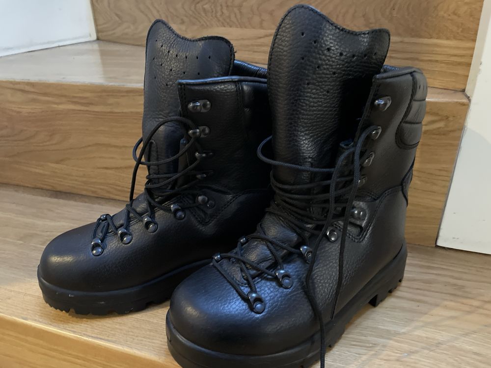 Buty 933 mon Wojas r. 24 (EU 39) zimowe