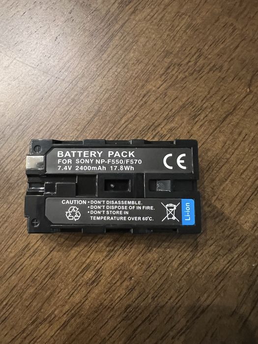 Відеосвітло Pro LED-U600+, U600+ RGB, U800+, U800+ RGB