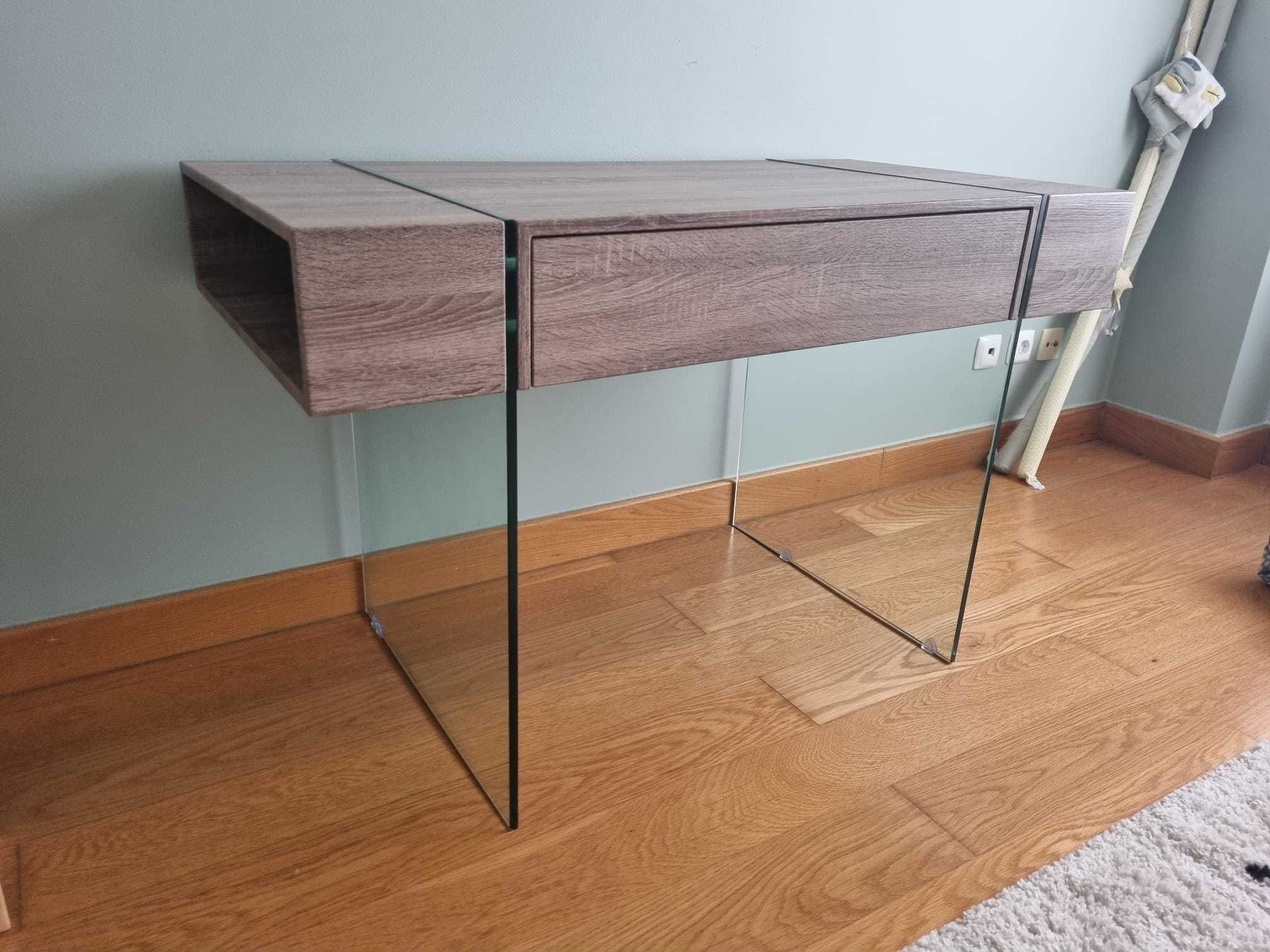 Secretária Moderna com pés em Vidro – 120x60 cm, Excelente Estado