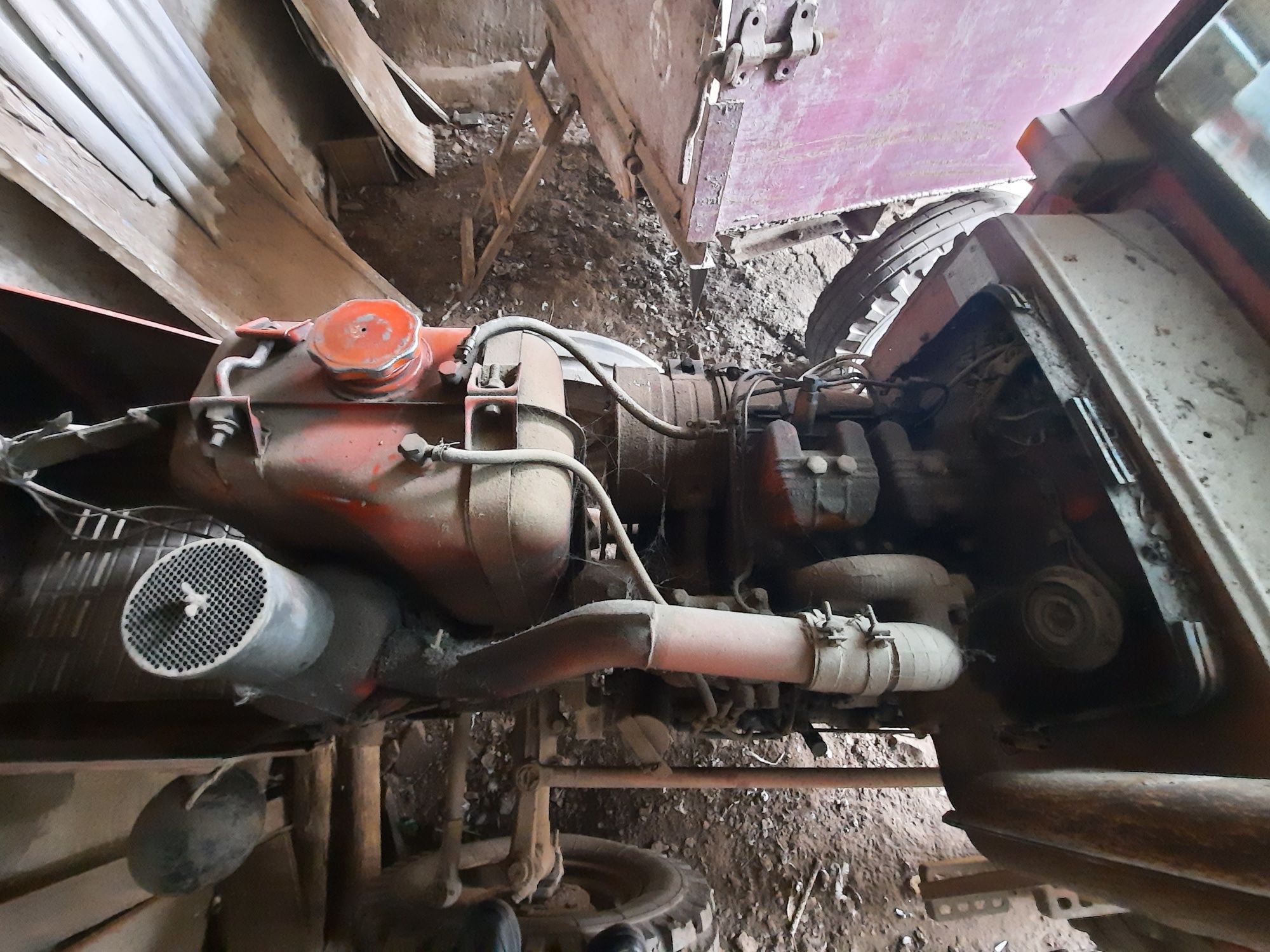 Продам трактор Т-25А, причеп і різну навіску