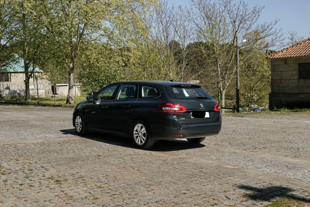 Peugeot 308 SW 1.2 PureTech 110 S&S Active Business – Impecável!