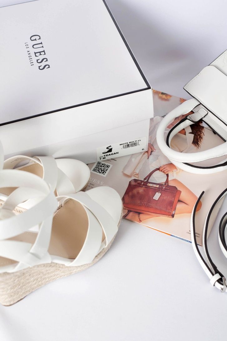 GUESS оригинал. Босоножки на платформе белые 36 38 39 40 40.5
