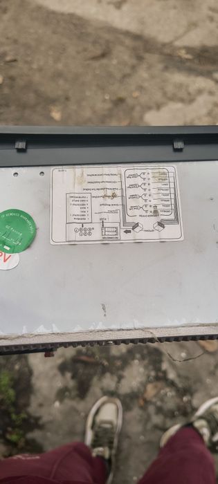 Продам двухдінову магнітолу