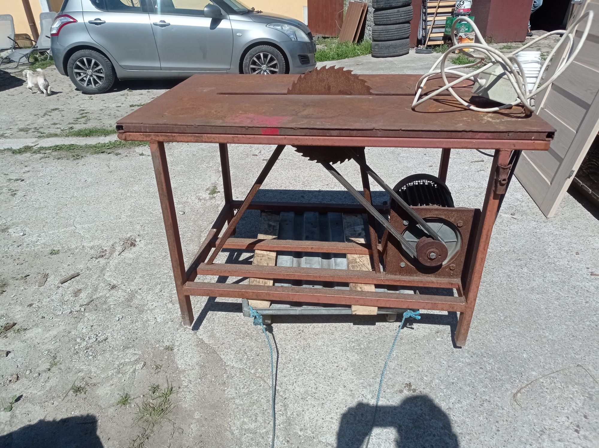 Krajzega Trajzega 5,6 KW masywna bdb podnoszony stół