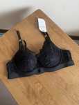 Бюстгальтер для годування 75В з паралоном hunkemoller