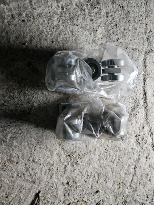 Wózek do bramy przesuwnej 70mm 5 rolek