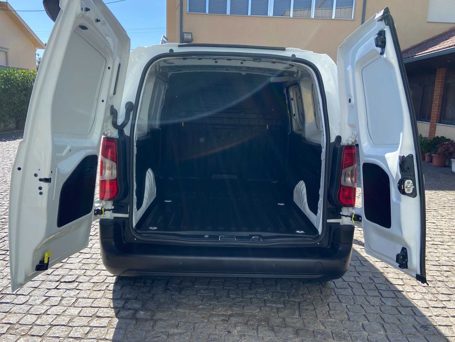 Peugeot Partner 1.6 HDi 100 CV L2 LONGA GPS   NACIONAL