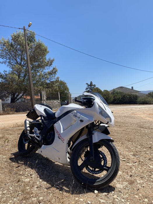 Vendo Synerai XY125 pista
