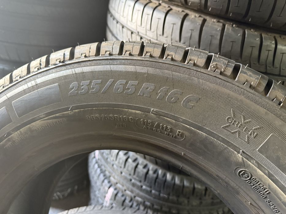 4xMichelin 235 65r16c., 2018 9.3mm nowe