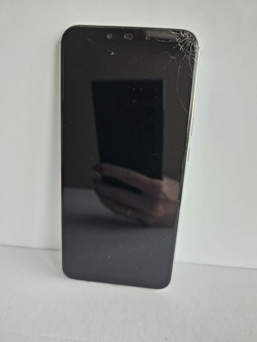 Смартфон Huawei P20 Lite 4/64gb