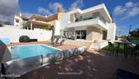 Moderna Moradia V3+1, com piscina, para venda, na Luz, Lagos, Algarve