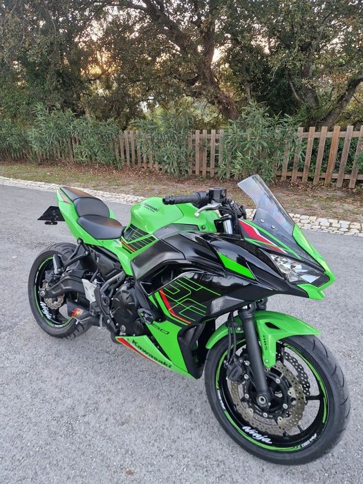 Kawasaki Ninja  650  Possível Financiamento