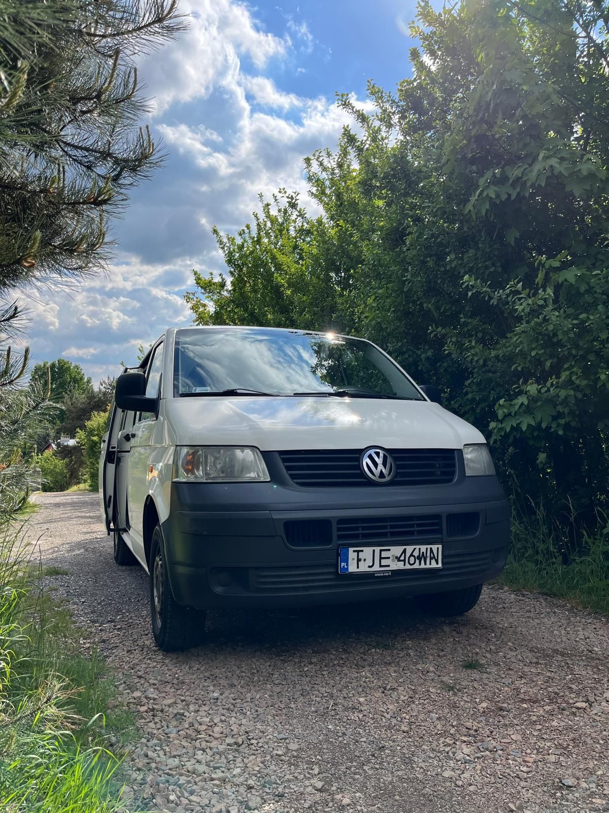 VW Transporter. Zadbany. 8 osób