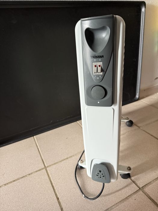 Radiador Tristar KA5116 /2500W