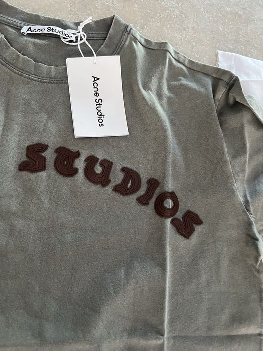 Acne Studio premium