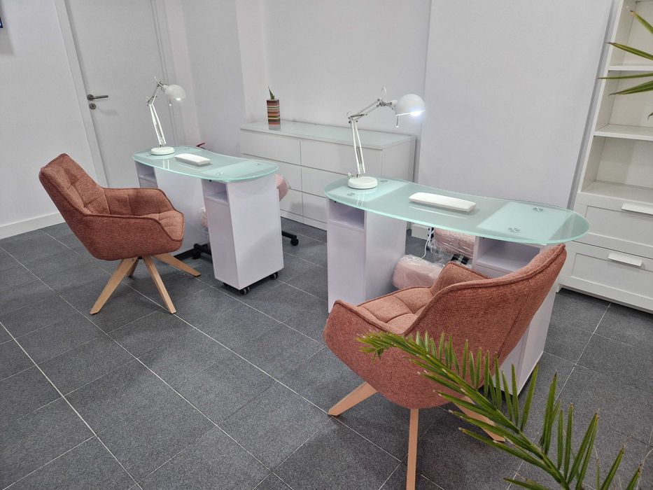 Mesa p/ Arrendar – Luz, Água e Wi-Fi Incluídos!