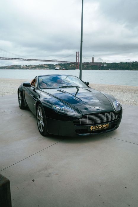 Aston Martin Vantage Roadster