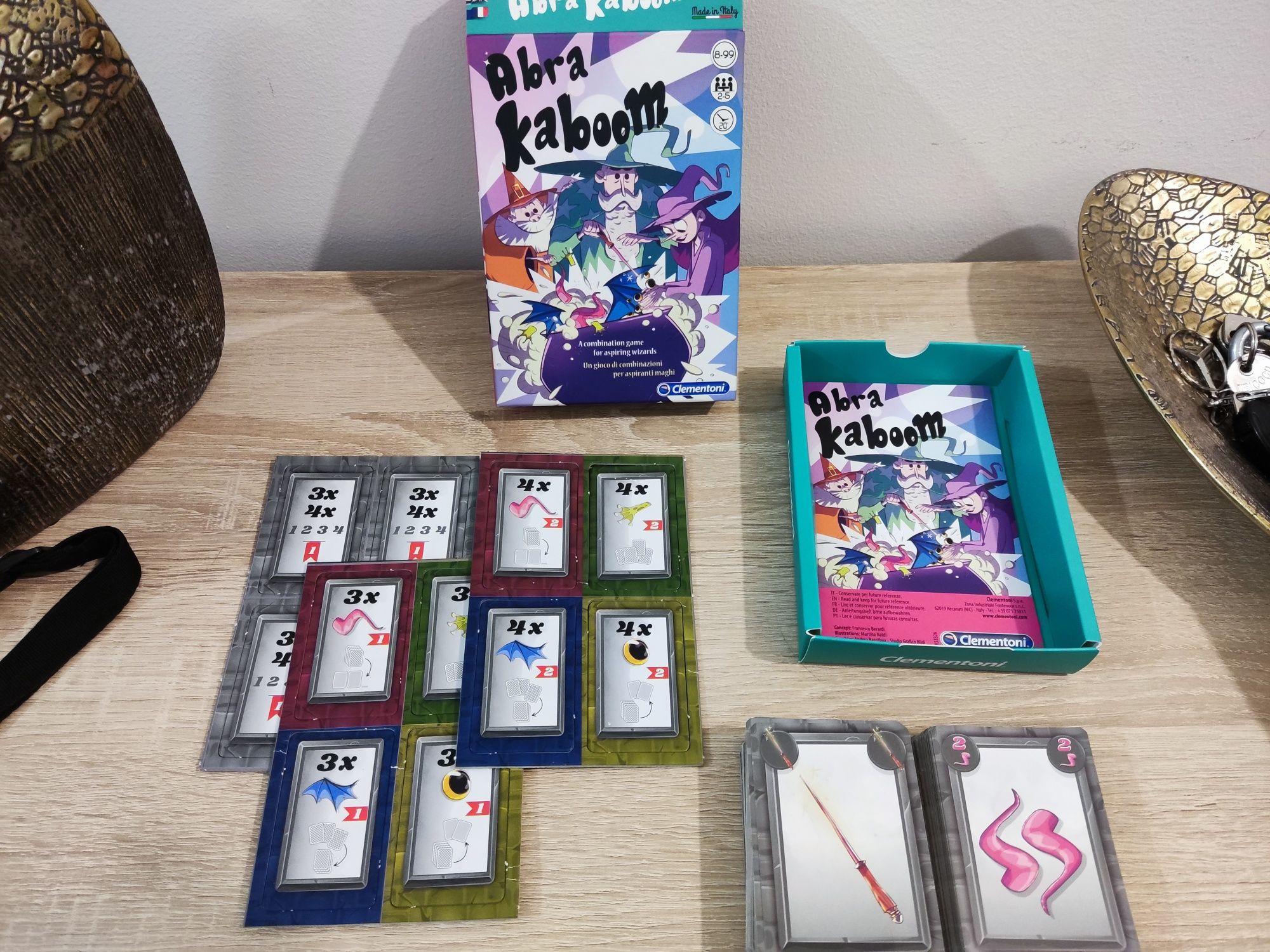 2 Jogos de cartas mind bug e kaboom novos