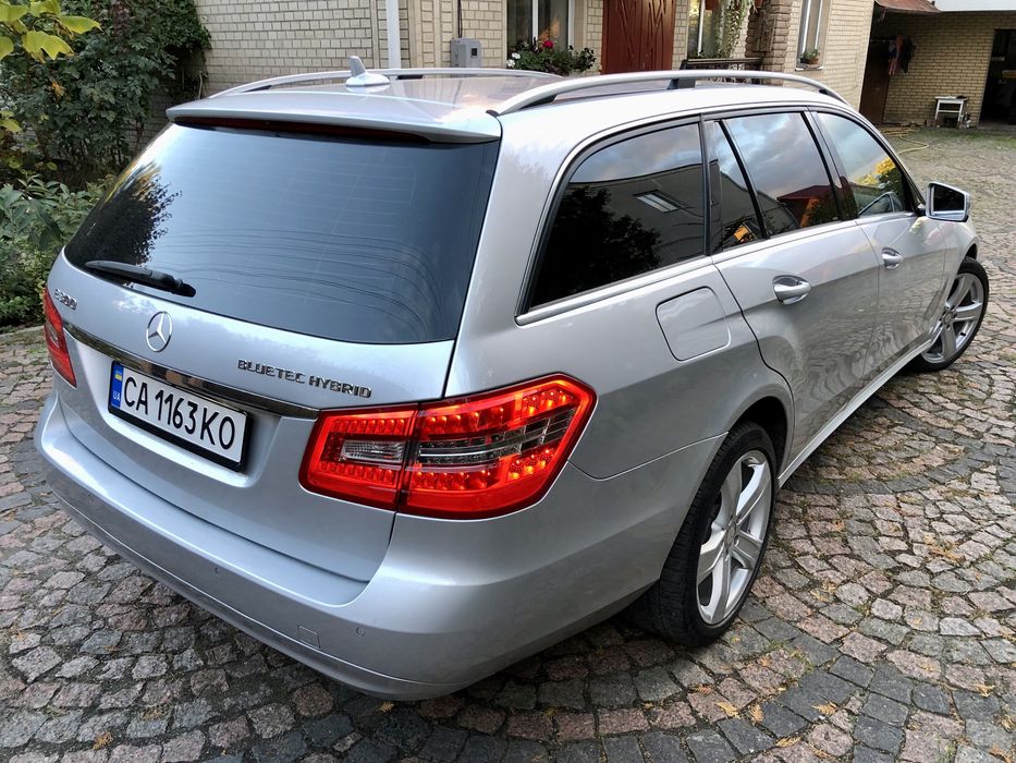 Merсedes Bensz 212 E-300 ,2012р дизель+гібрид!!