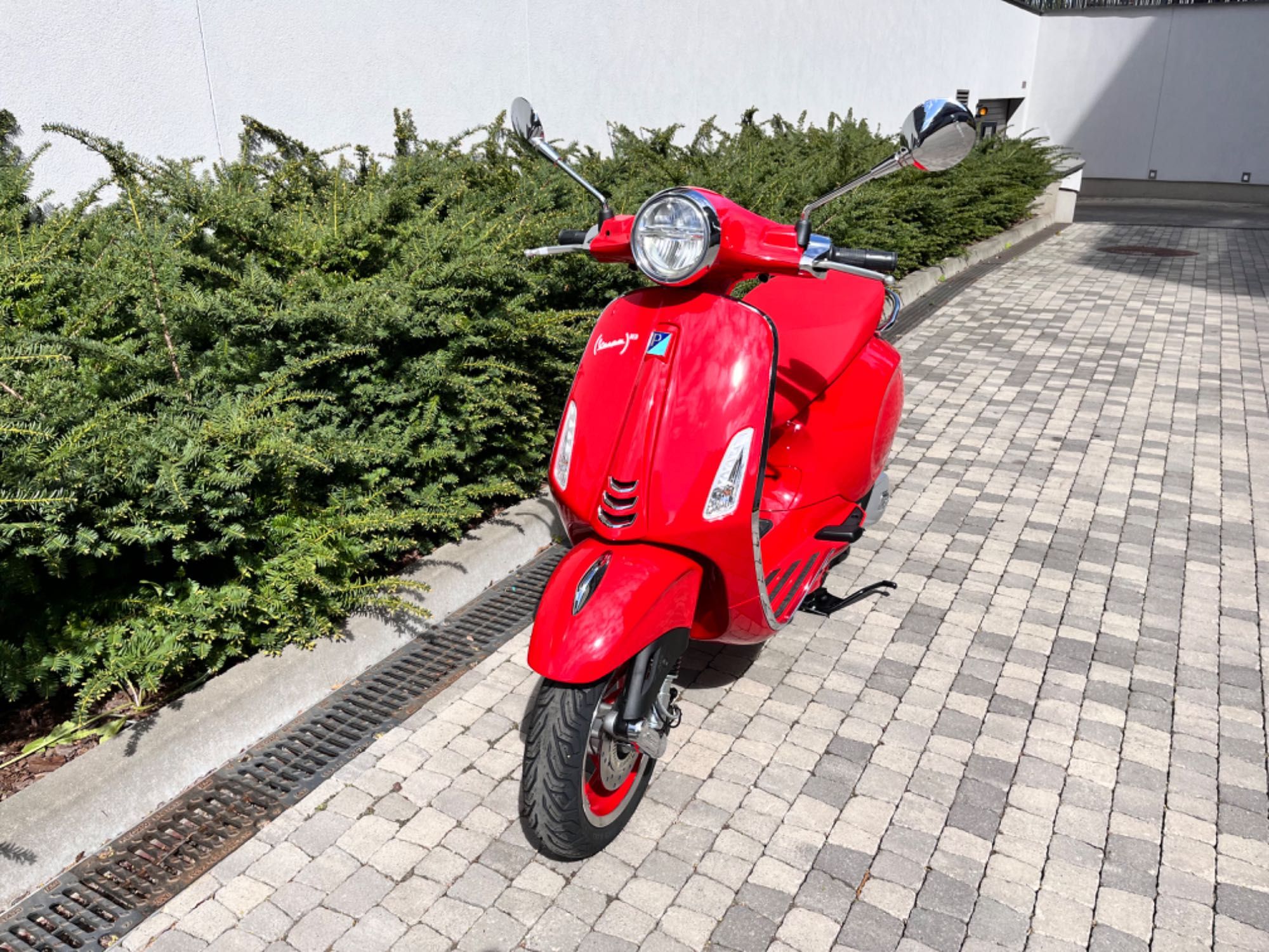 Vespa Primavera 125 RED, 2023 fabrycznie nowa!