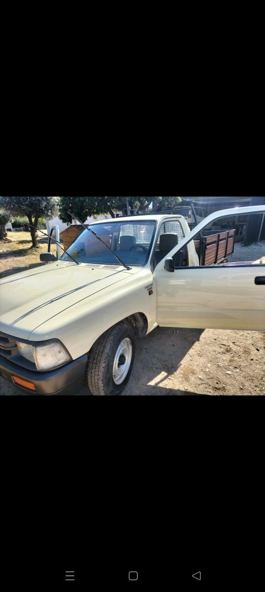 Toyota Hilux de origem