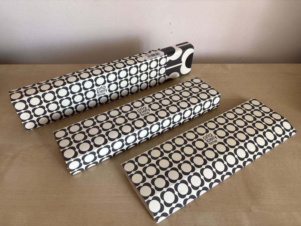 3 pudelka na zegarek Orla Kiely