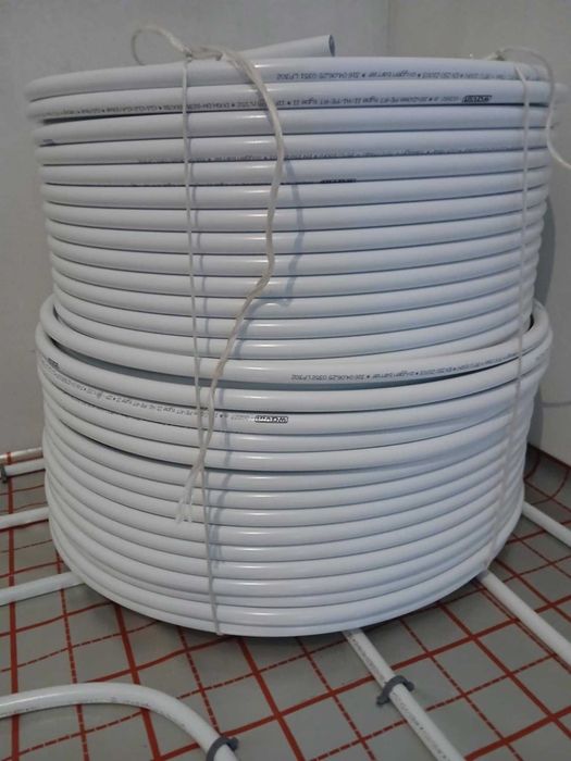 sprzedam rurki 16stki do ogrzewania podłogowego