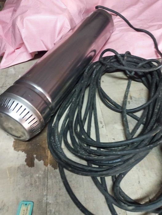 Bomba de água trifásico