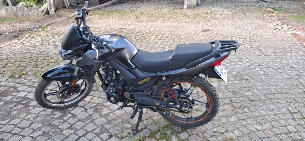 Продається Mustang 150