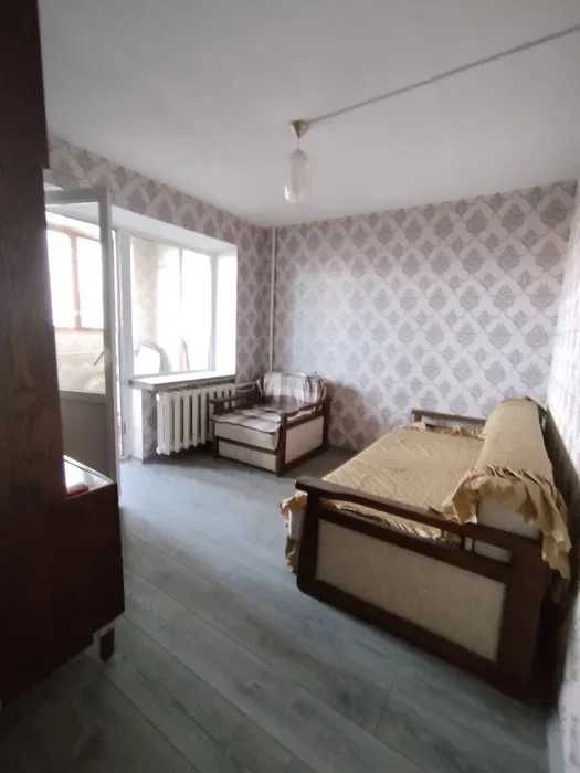 Оренда 2к. квартири біля Дарницького вокзалу.