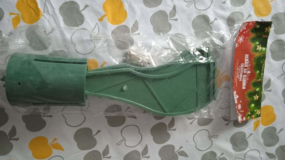 Ніжки для ялинки, Підставка для ялинки, тринога, тримач