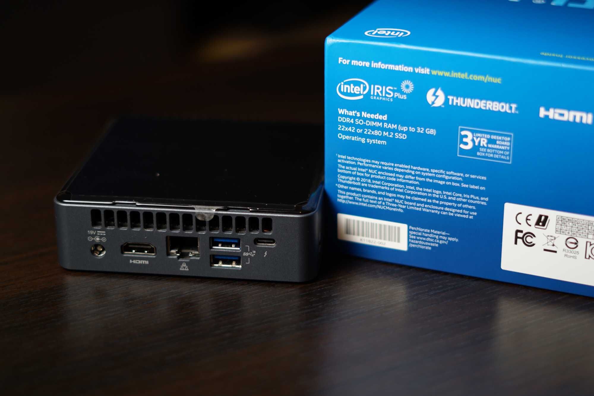 Intel NUC8i5BEK + 16GB + 512GB