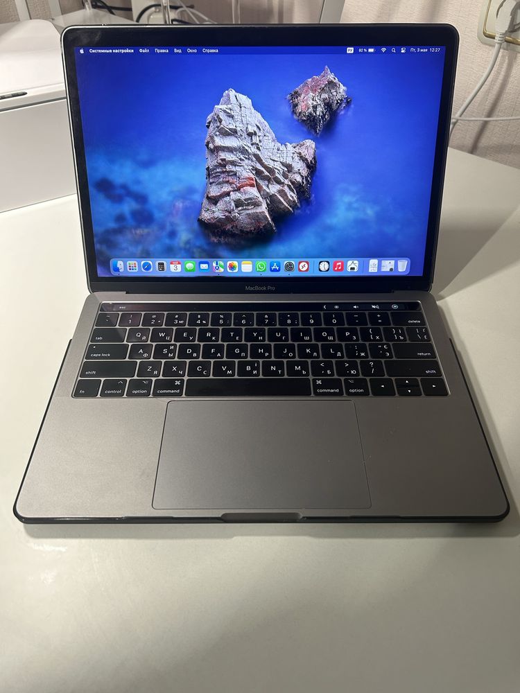 Macbook Pro 13, 8/512, Touch Bar, 2019г