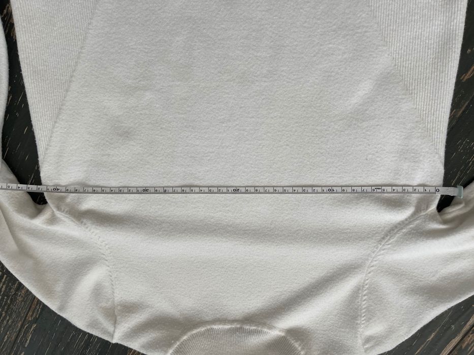 Preppy. Свитер гольф белый 66% вискоза р S/М