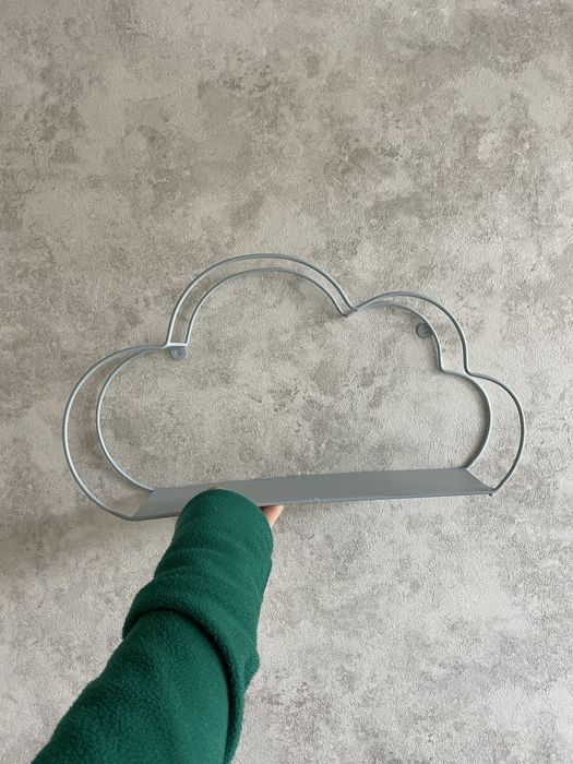 Нові полички в дитячу кімнату