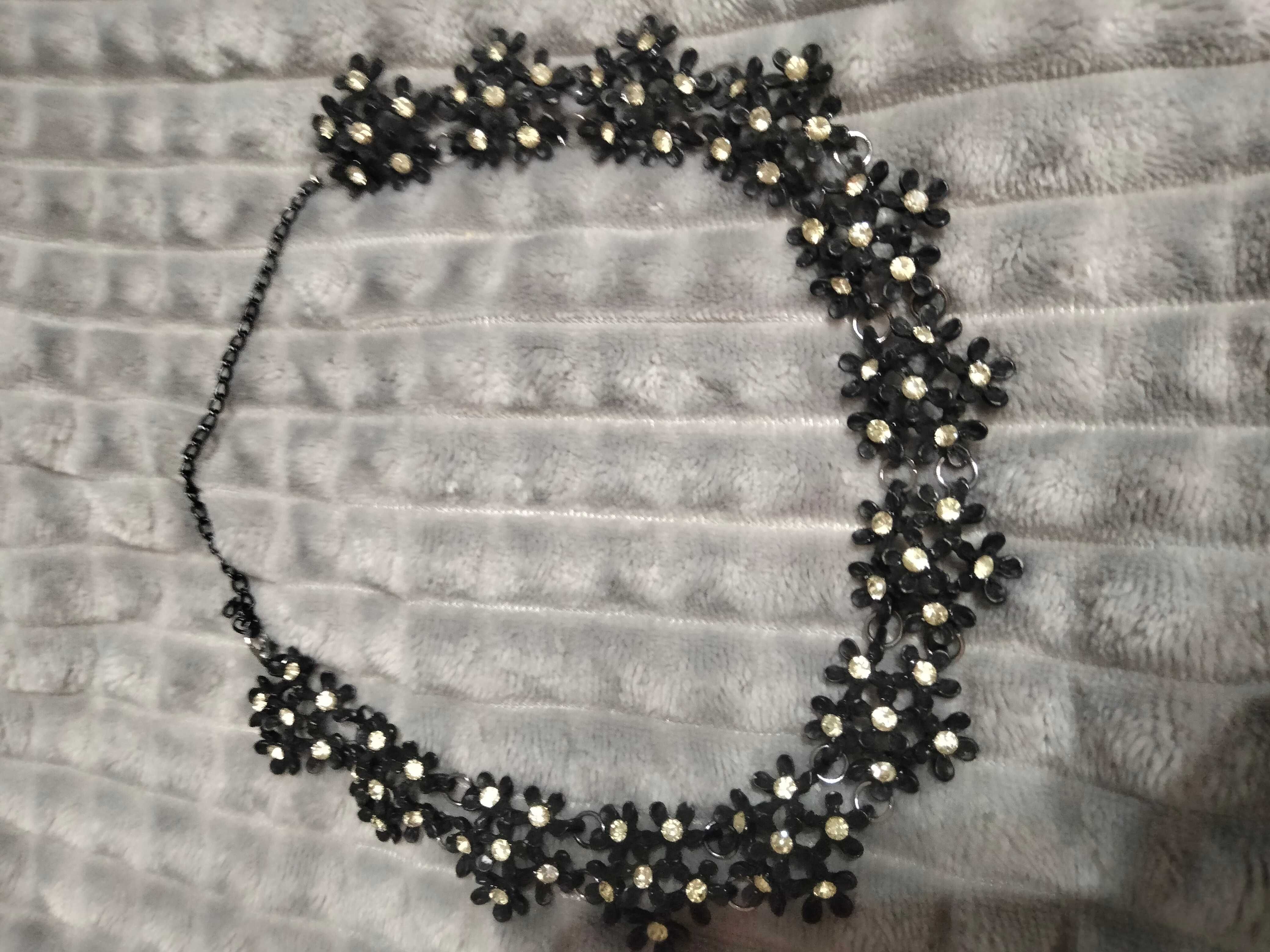 Colares zara e mango