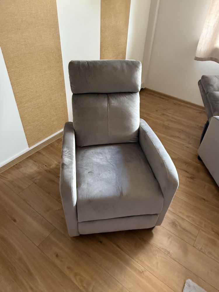 2 Fotele z funkcja relax