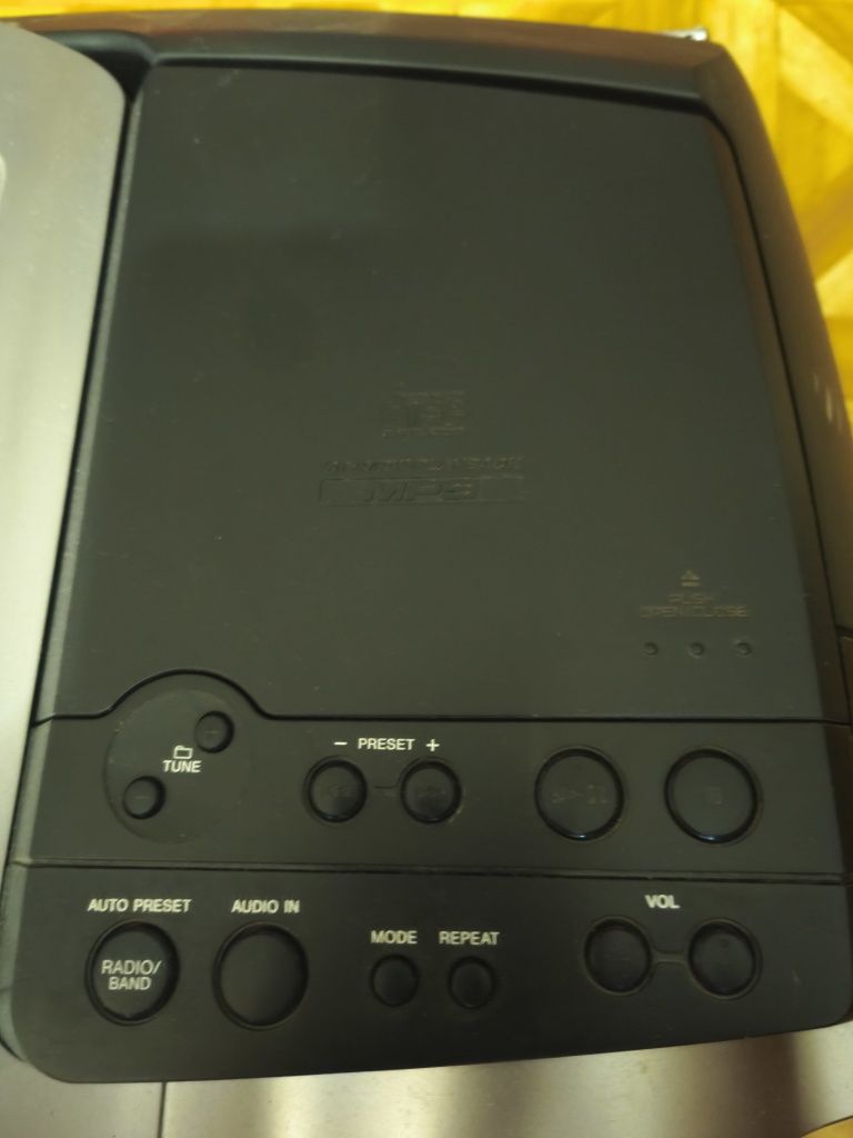 Музыкальный центр Sony CFD-RG880CP
httpМузыкальный центр Sony