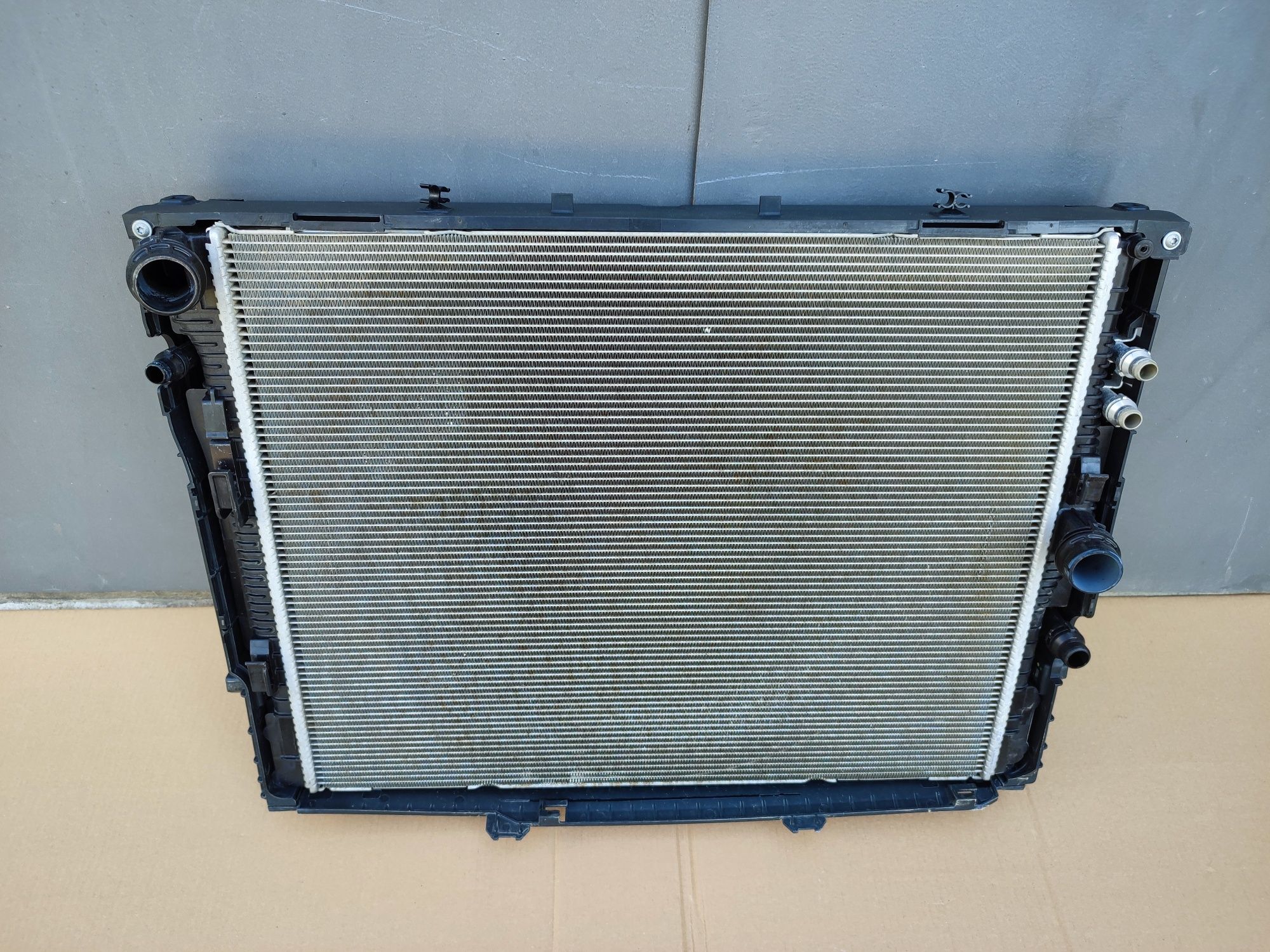 Касета радиаторов BMW F30 330 eDrive 2.0 B46, B48