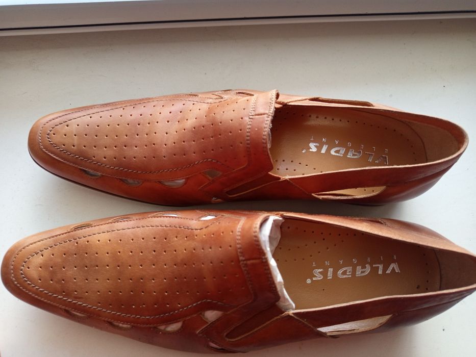 Туфли 44-43р. (кожа). Абсолютно новые.