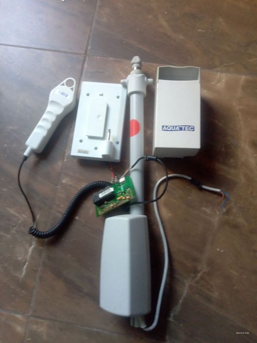 Podnośnik elektryczny 12v