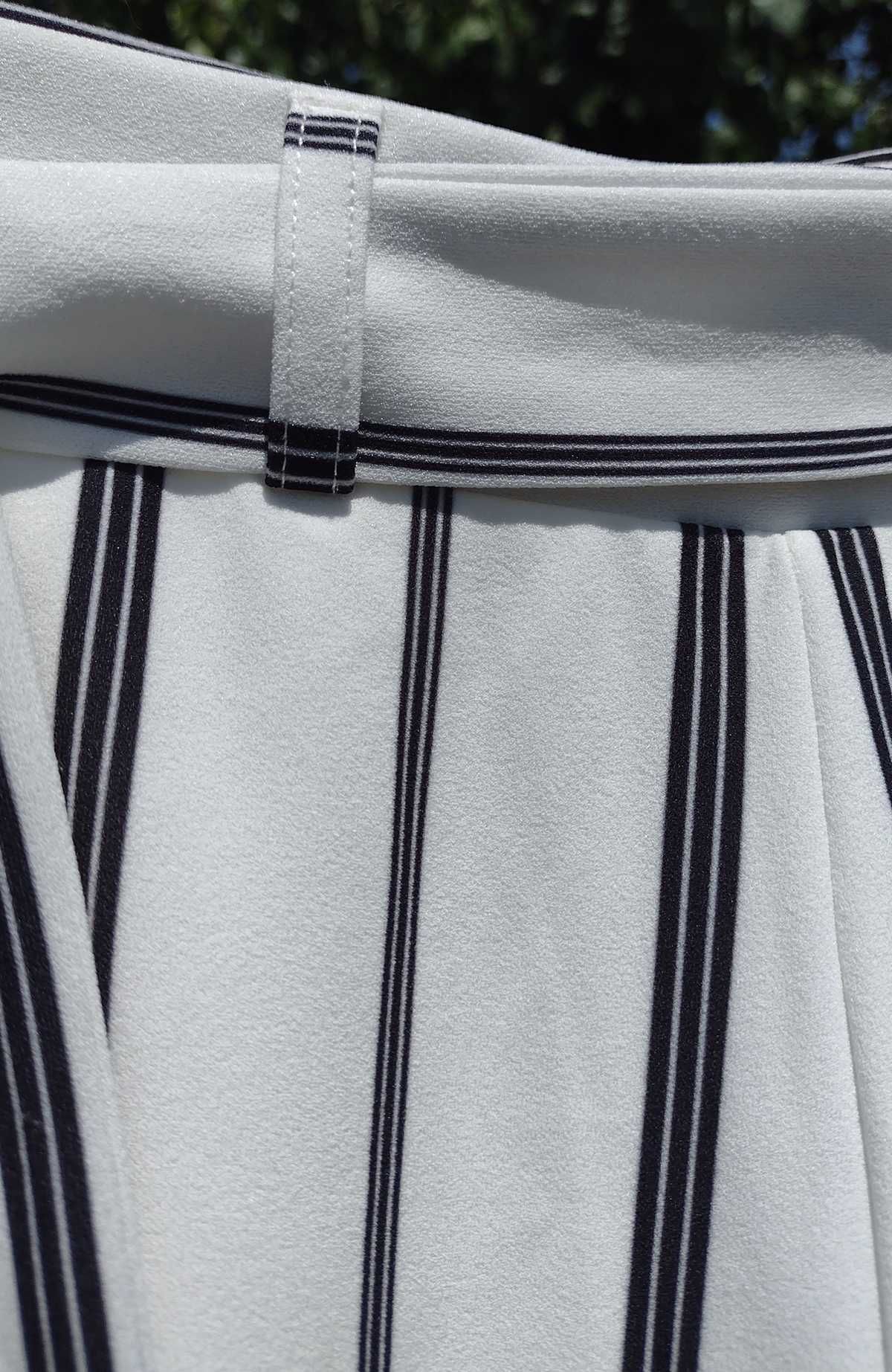 Шикарные белые брюки кюлоты в полоску Bershka XS