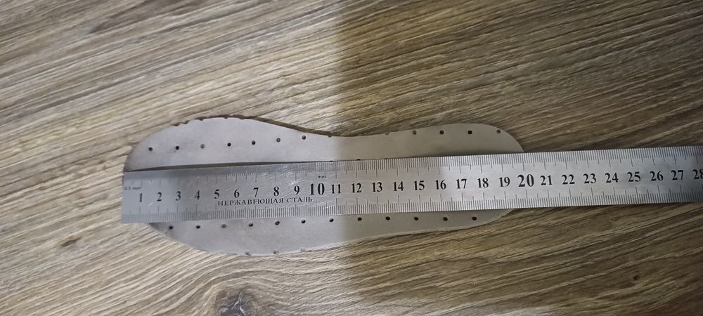 Ботинки осінні, кросівки чорні, мокасини, чорні тапочки Clark's