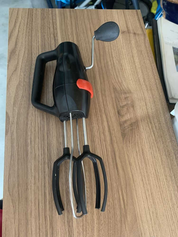 Batedeira manual manivela ikea