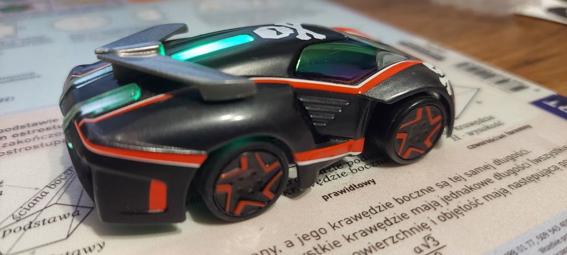 Tor samochodowy Anki overdrive -autko Skull do toru.